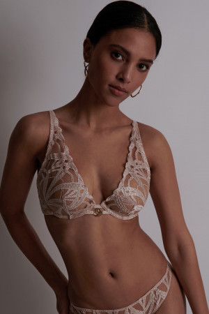 Triangle armature My Desire